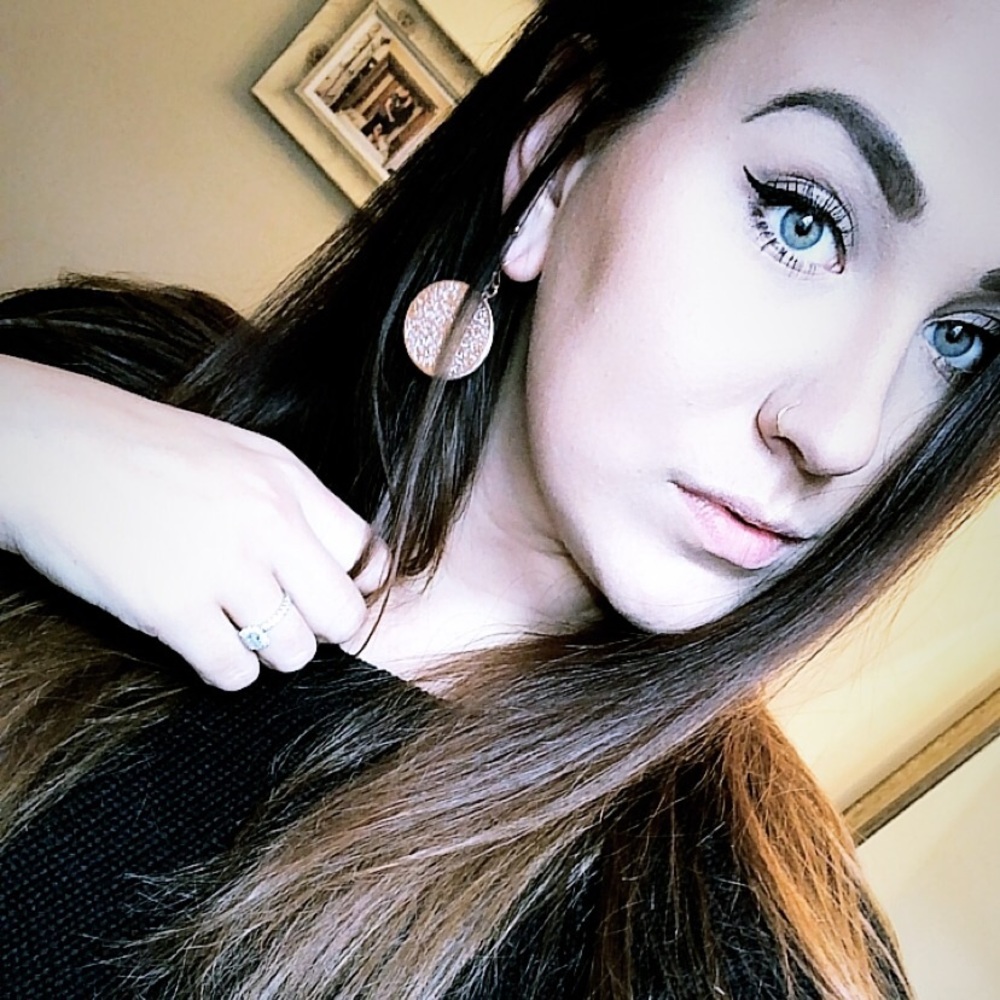Meet your Posher, Kimberly